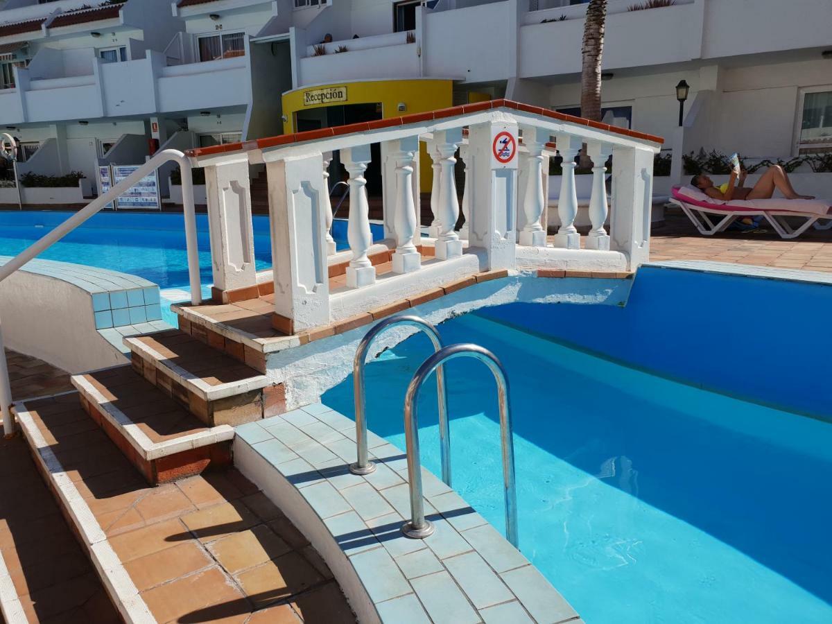 Casa Las Flores With Heated Pool, Only 490 Meters To The Beach, Balcony, Wifi 阿罗纳 外观 照片