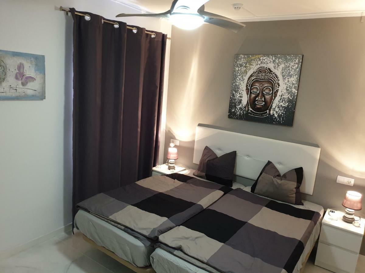 Casa Las Flores With Heated Pool, Only 490 Meters To The Beach, Balcony, Wifi 阿罗纳 外观 照片